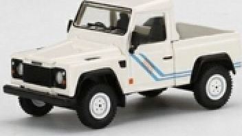 Truescale TSM 1:64 Scale Land Rover Defender 90 Pickup White (RHD)