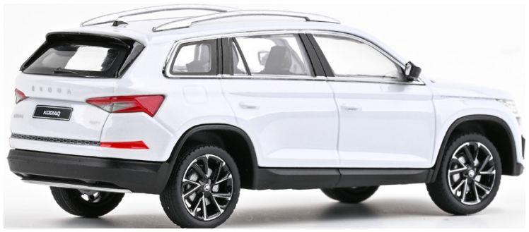 Abrex 1:43 Scale Skoda Kodiaq FL 2021 Moon White Metallic