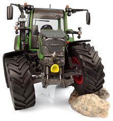 Universal Hobbies 1:32 Scale Fendt 620 Vario