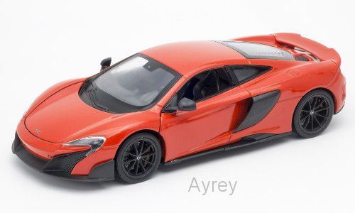 Welly 1:24 Scale McLaren 675LT,red