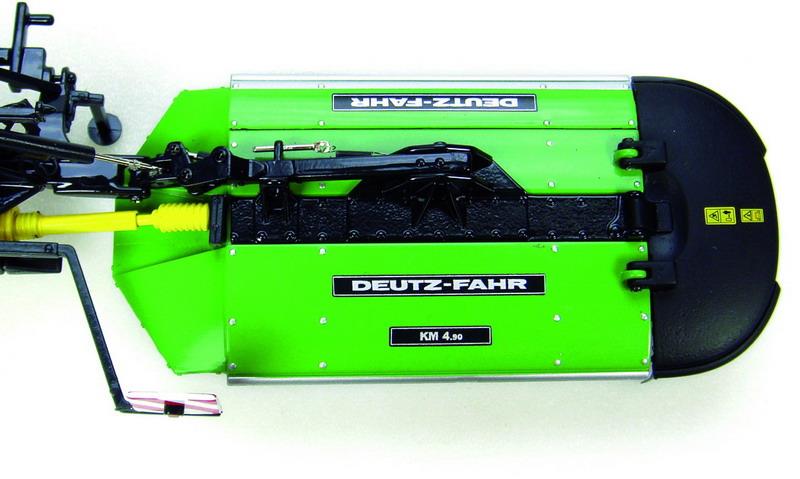Universal Hobbies 1/32rd Scale Deutz Front and Rear Mower Set