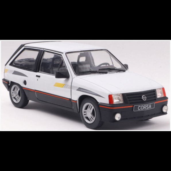 Whitebox 1:24 Scale Opel Corsa Vauxhall Nova SR White 1985