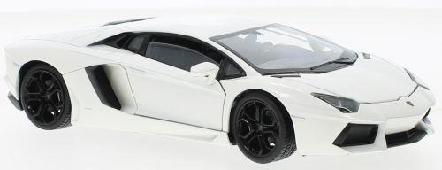 Welly 1:24 Scale Lamborghini Aventador LP 700-4 White