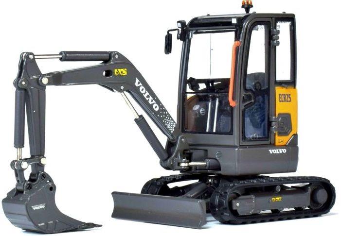 AT Collections 1:32 Scale Volvo ECR25 Compact Excavator (Electric)