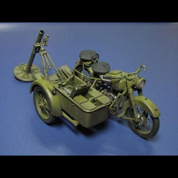Zvesda Kits 1:35 Scale Soviet Motorcycle M-72 w/Mortar and Crew