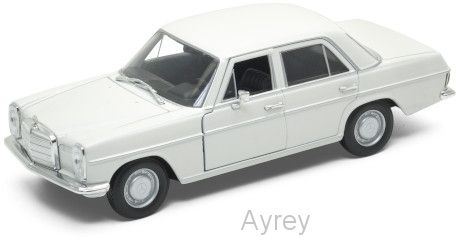 Welly 1:24 Scale Mercedes 220 White