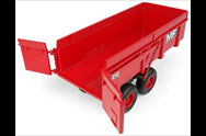 Universal Hobbies 1:32 Scale Massey Ferguson 212 Trailer