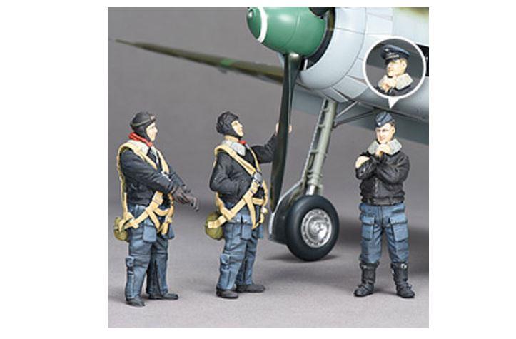 Zoukei Mura 1/32 Scale Ta 152 H-0 Sortie Preparation Set