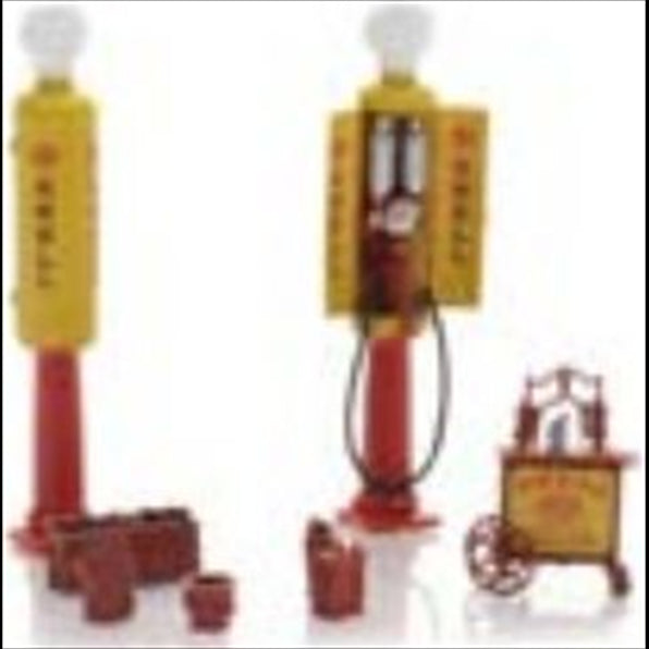 Artitec 1:87 Scale Old Shell Petrol Pumps Ready Made Painted