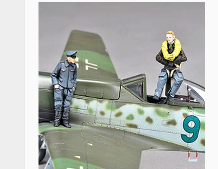Zoukei Mura 1/48 Scale Ta 152 H-1 Ace Pilots Set
