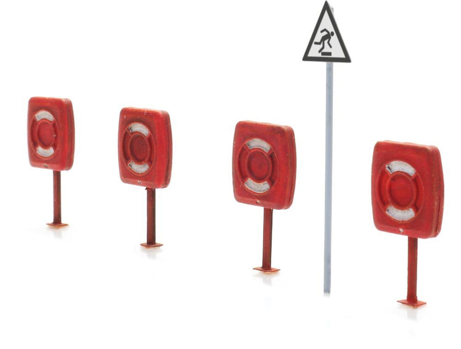 Artitec 1:87 Scale Lifebuoy Box 1:87 Ready-Made, Painted