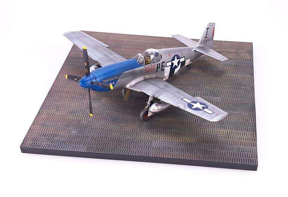 Arma Hobby 70059 1/72 Scale PSP Airfield WW2 model base 15x15cm