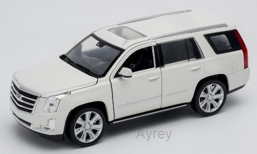 Welly 1:24 Scale Cadillac escalade, white
