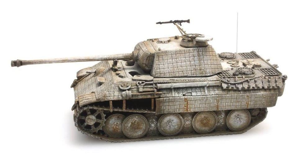 Artitec 1:87 Scale WM Panther Winter 1:87 Ready-Made, Painted